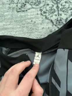 New Jordan psg yläosa