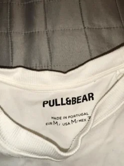 New Pull & Bear T-paita M