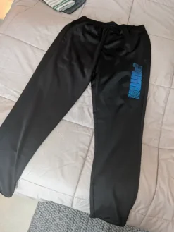 Hot Puma colllegehousut