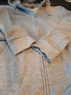 Clearance Puman vetoketjuhuppari