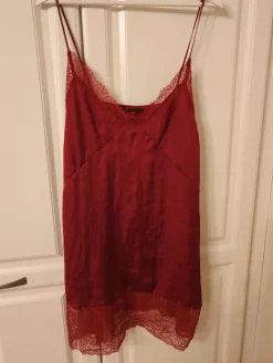 Clearance H&M Punainen yöpaita