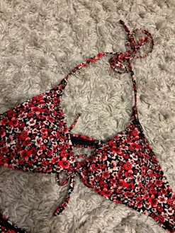 Sale Funky Buddha Punaiset kukkabikinit