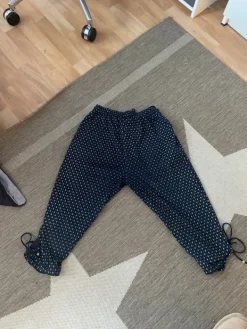 Hot Puolipitkät housut