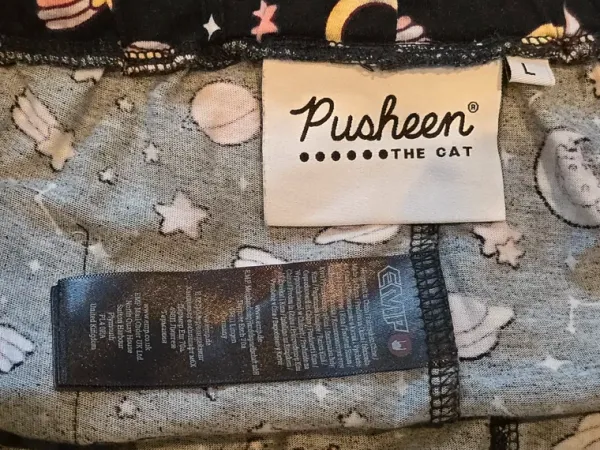 Hot EMP Pusheen L shortsit