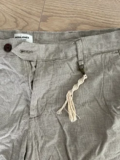 Hot Jack & Jones Puuvilla/pellava shortsit