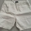 Hot Threadbare Puuvillashortsit