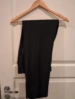 Dressmann Puvunhousut