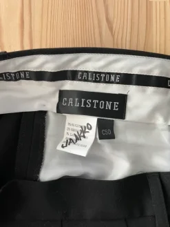 Online Calistone Puvunhousut