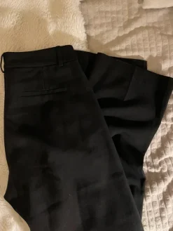 Outlet Gina Tricot Puvunhousut