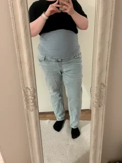 Best H&M Mama Raskausajan farkut