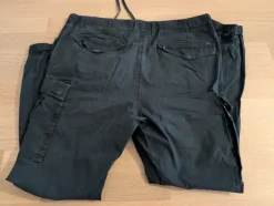 Best H&M Reisitaskuhousut