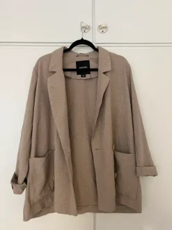 New Monki Rento bleiseri