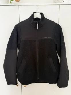 Online Röhnisch piletakki