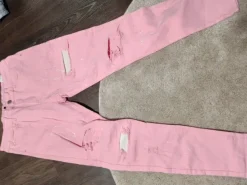 Best Rikkinäiset farkut