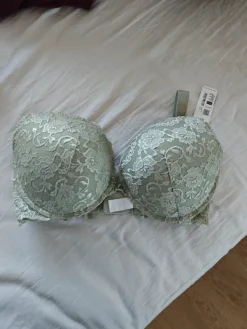 Best Cubus Rintaliivit