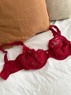 Sale Rintaliivit 70 G