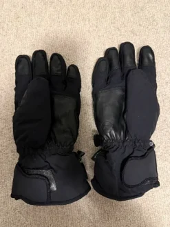 Hot Rossignol toppasormikkaat, koko M