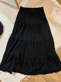 Discount Ruffle maxi skirt