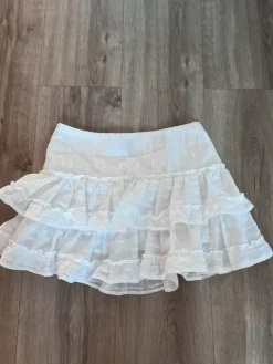 Best H&M ruffle skirt/röyhelö hame