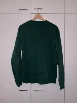 Russell kollegepaita