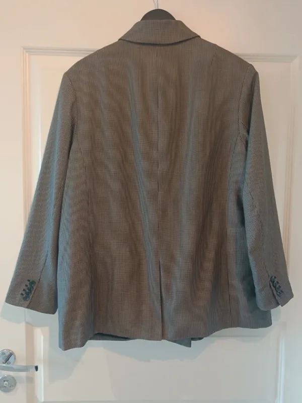 Online Ruudullinen jakku