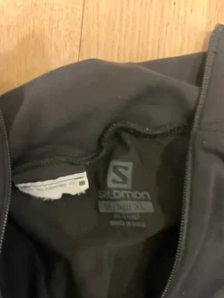 Discount Salomon urheilupaita