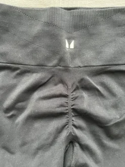 Online MyProtein Scrunch trikoot