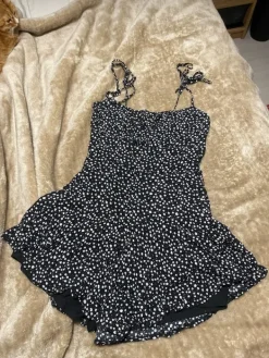 Online New Yorker Shortsipuku