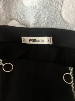 Sale FB Sister Shortsit