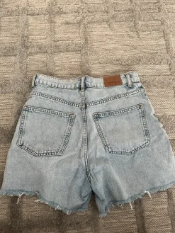 Sale Shortsit