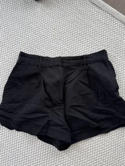 Sale H&M Shortsit