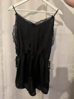 Best H&M Silkkinen haalari