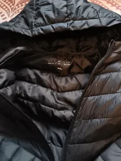 Best Sinsay kevyttoppatakki