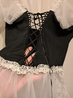 Outlet rimba Sisäkkömekko