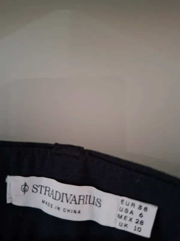 New Stradivarius uudet leveälahkeiset suorat housut