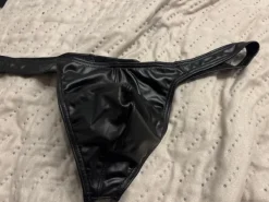 Hot Stringi męskie Ala skórzane