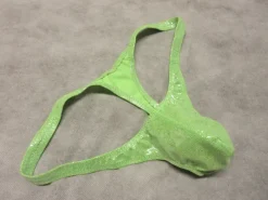 Online KriszSartoria String-malliset miesten uimahousut