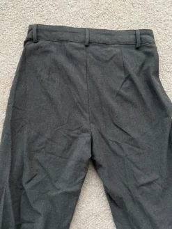 Online Pull & Bear Suorat housut