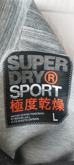 Online Superdry Sport -huppari