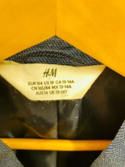 Best H&M Takki+housut (pojille/nuorille)