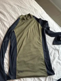 Outlet Halti Tekninen aluspaita