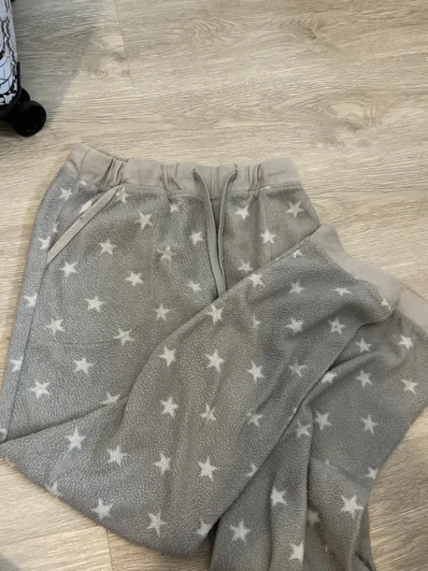 Online Actuelle Tähtikuvioiset yöhousut