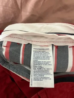 Best Tommy Hilfiger punaiset shortsit