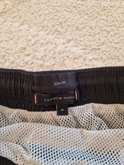 Best Tommy Hilfiger uimashortsit