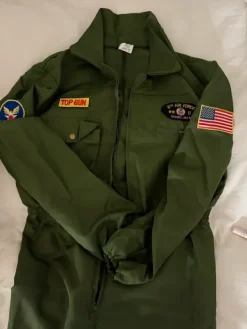 punanaamio Top Gun pilottihaalari