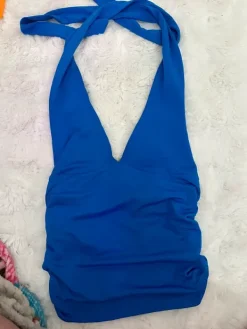 Discount Amisu Toppi