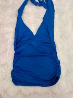 Discount Amisu Toppi