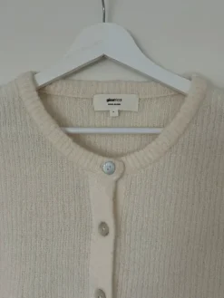 Clearance T-paita neule