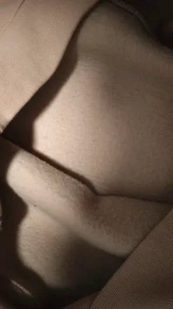 Trapstar hoodie beige koko:M (mutta menee enemmän menee S)