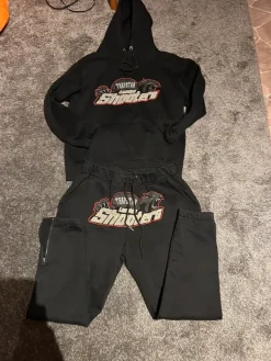 Online Trapstar tracksuit
